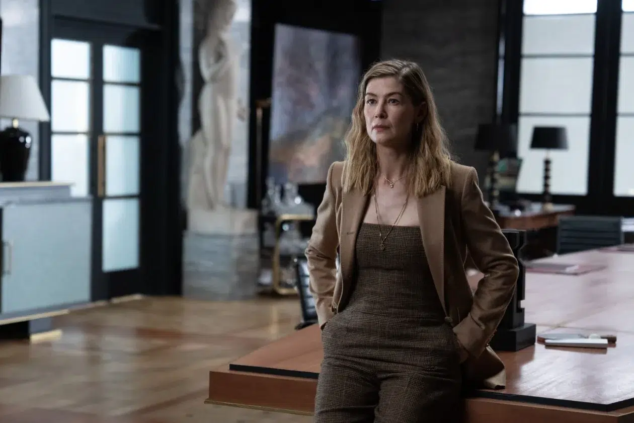 Rosamund Pike In the Grey