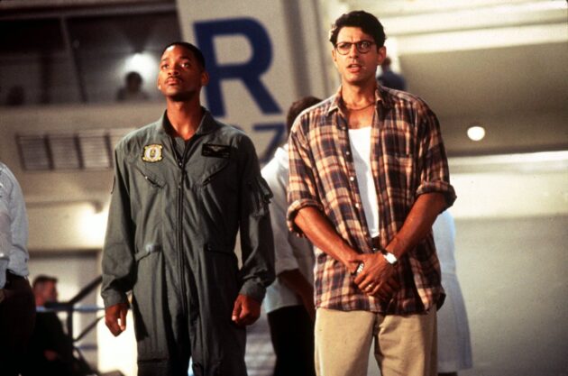 https://www.ecranlarge.com/content/uploads/2019/05/independence-day-photo-jeff-goldblum-will-smith-1086307.jpg