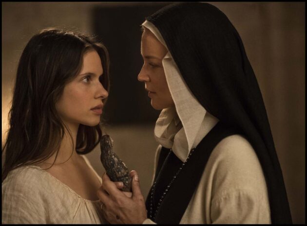 Benedetta : photo, Virginie Efira, Daphne Patakia